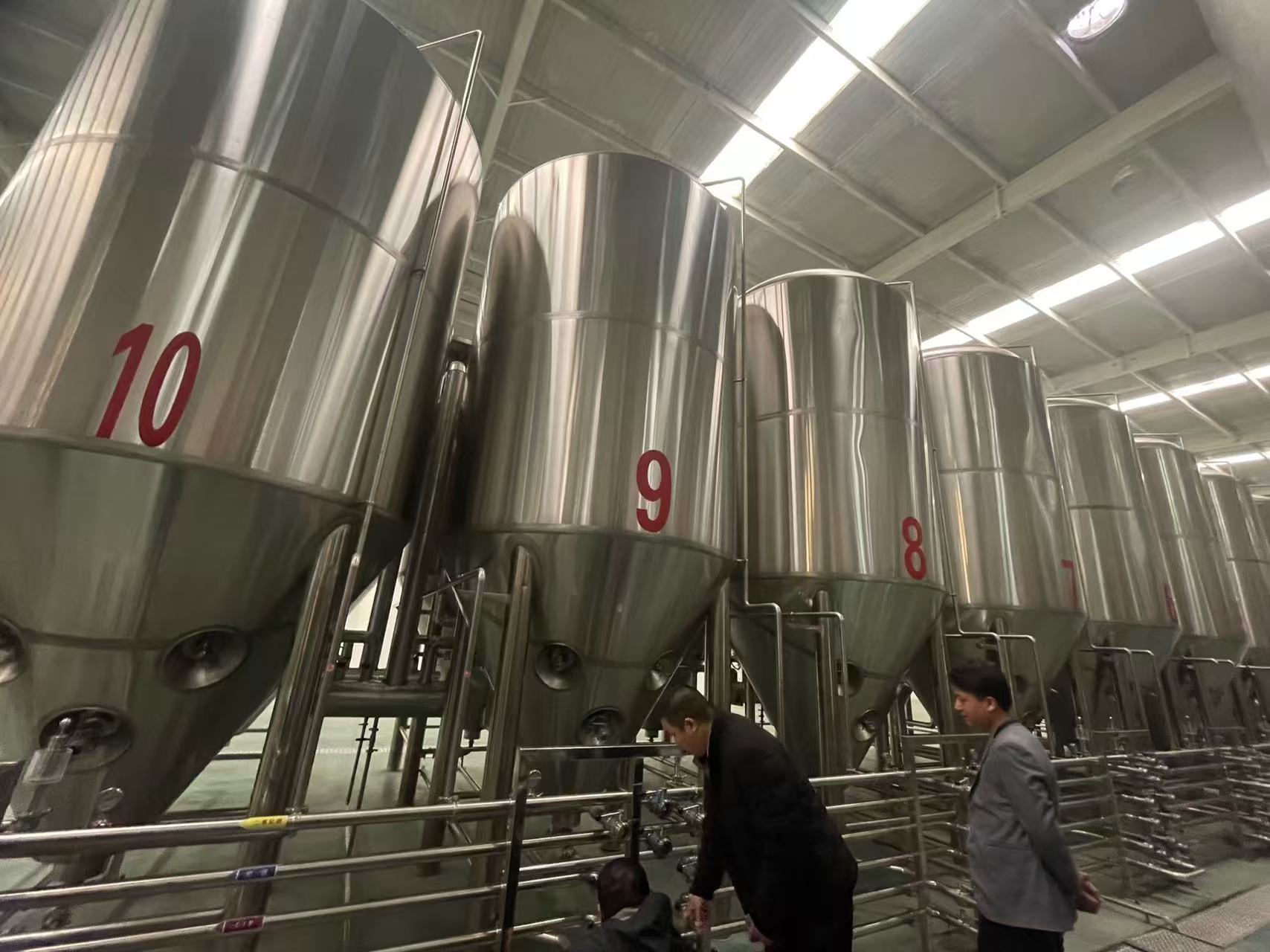 平顺精酿啤酒设备厂—平面布置、设备设计、制造、调试、培训等一条龙服务